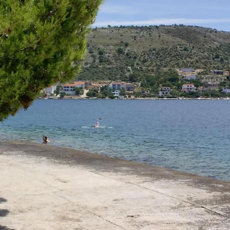 With Parking Space - 22157 Appartement Rogoznica (Sibenik-Knin)