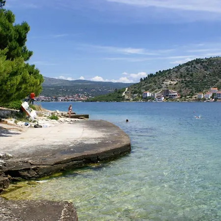 With Parking Space - 22157 Appartamento Rogoznica (Sibenik-Knin)