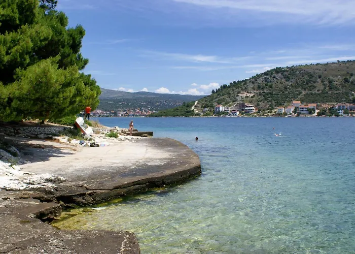 With Parking Space - 22157 Appartement Rogoznica (Sibenik-Knin)